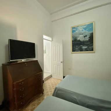 Alquiler diario en La Habana |Renta de habitación en el Vedado |Alquiler en La Habana - Img 121757840
