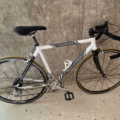 Bicicleta de ruta de aluminio y fibra de carbono - Img 123399105