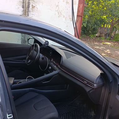 🚨 Hyunday elantra 2025 con 30 mil millas precio lindo 26 usd y está en la Habana escribir al pv Wa.me//59808236// - Img 128115450