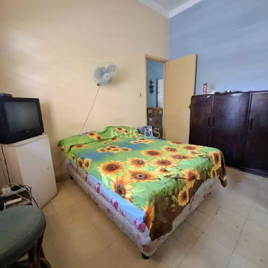 Excelente propiedad en venta en Santo Suárez - $27000 USD - 4/9