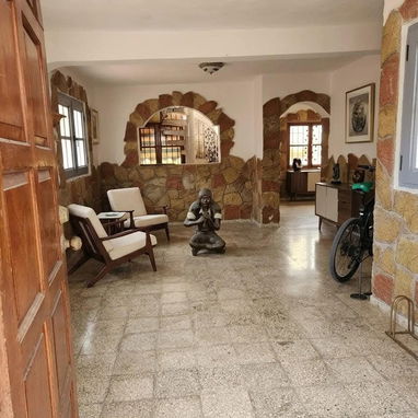 Vendo casa. Más info al WhatsApp - 9/10