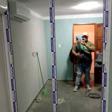 Carpintería de aluminio puertas,ventanas,bajos de meseta,paños fijos y más, marquetería de calidad 63727376 - Img 117511587