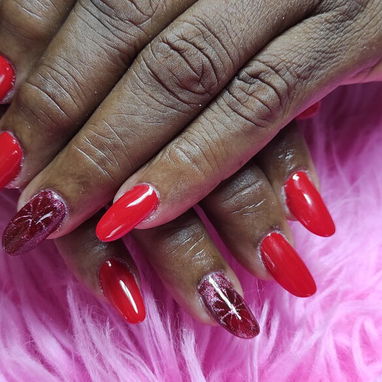 UÑAS A DOMICILIO NATURALES/ ACRÍLICAS/ PEDICURA Y MÁS - 6/10