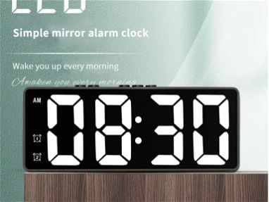 Reloj digital despertador mini espejo, temperatura - Img main-image