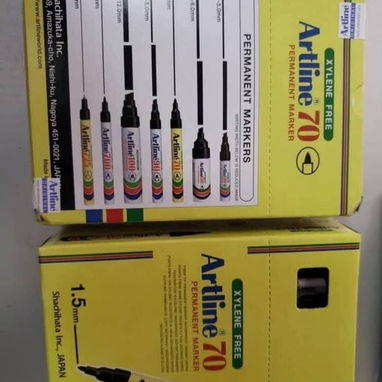 CAJA DE MARCADORES NEGROS 💲(12 PCS): (12 USD) Para marcar y etiquetar cables, piezas y herramientas. • • 📍 PILAS DE 9V - Img 125330538