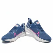 Tenis deportivos - Img 55536571