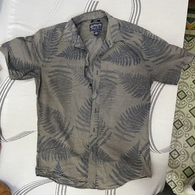 Ropa para hombres. Pantalones y camisas - 4/5