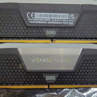 96gb ddr5 new Corsair RGB con chip Hynix 2 x 48gb en 500 usd - Img 126472013