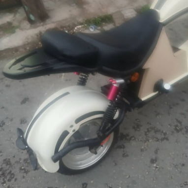 Moto electrica con batería grande, personalizada, modificada de lujo.Leer bien la desde - Img 120376271