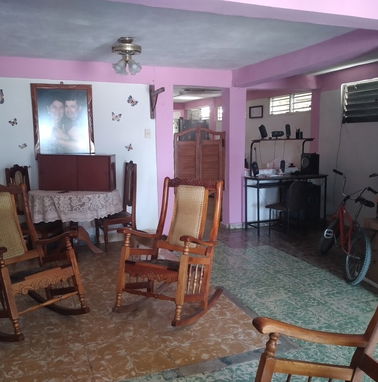 Venta de casa en Marimón,calle Raúl perozo entre 4ta y 5ta Reparto Marimón - Img 98035511
