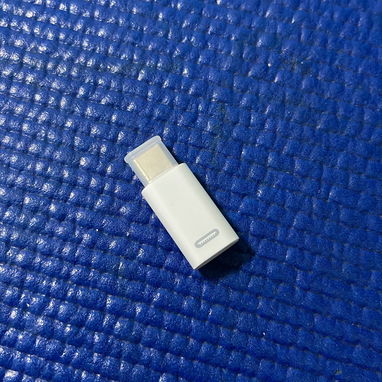 Tengo adaptadores para móviles con muchas combinaciones - Img 84552642