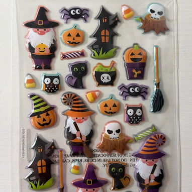 🎃 ¡La noche más esperada del año ya tiene fecha! ¿Ya tienes tu look? 🎃Part XII - 3/10