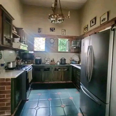 Venta de casa colonial independiente en Playa en 220000 - 5/10