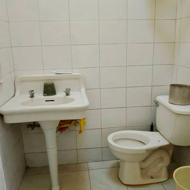 Apartamento en la zona de 23 y 12. Vedado !!! - Img 122496048
