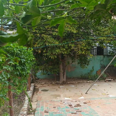 Venta casa placa libre y patio 2 cuartos Playa 25mil 53582376 - Img 118123558