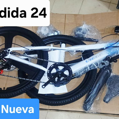 Bicicletas 24 llantas d paleta,frenos de disco,7 cambios,amortiguador nuevas en su caja color rosada/morada y blanco/az - 2/2
