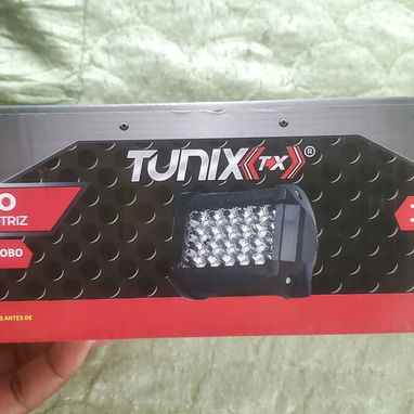 Espejos retrovisores panorámicos,  neblineros de 24 led, portacelular para auto - 2/4