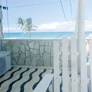 🏠 Casa De Renta En Guanabo. 🌊 Vista y acceso directo a la playa. 📱 Reservas: +5355284821 - Img 57274586