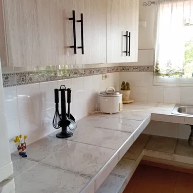Venta de casa en Guanabo,en Ampliación de Marbella - Img 121411965