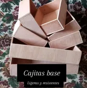 Regalos con olor a madera. Los artículos ideales para decorar, ordenar y aromatizar a la vez. Perchas y cajitas base - Img 50575752