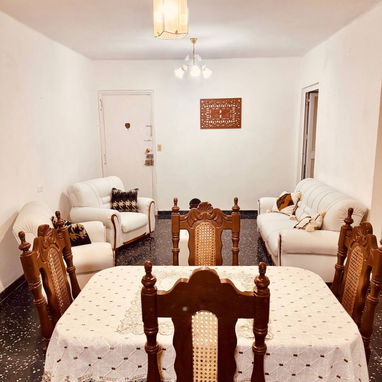 Apartamento con hermosas vistas de la ciudad. - Img 113905141