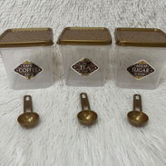Set de 3 envases de almacenamiento con cucharitas  (Café, azúcar y té) en 3200 cup - Img 56651150
