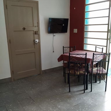 Renta de apartamento por tiempo indefinido en el vedado. Alquiler de apartamento por largas temporadas en el vedado - 9/10