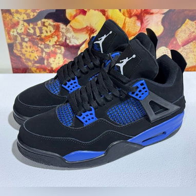 Jordan 4 - 2/3