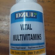 Vendo pomos de vitamina C y multivitaminas importados!!! - Img 45575286