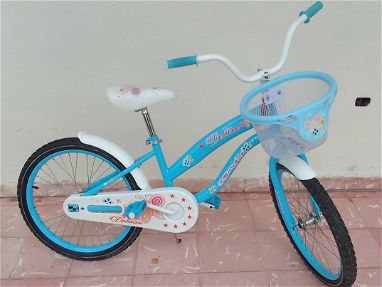Vendo bicicleta 20 de niña - Img 67930286