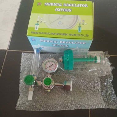 Balón de oxígeno medicinal y manometro - 2/2