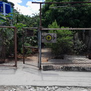 Se vende casa con moto whizzer en la cuevita - Img 57307578
