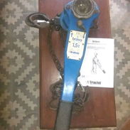 Hola vendo 1 polipasto manual de palanca en 100 usd o al cambio, llamar o escribir al 55919693. Características del azul - Img 55361228