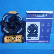 🔥 ¡SE ACABÓ EL SUFRIMIENTO CON EL APAGÓN! 🔥  💨 VENTILADOR RECARGABLE CHALLENGER 💨 Ideal para esos días y noches en q - Img 56965054