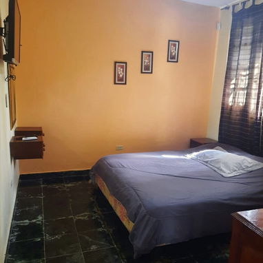 Alquiler de Casa con piscina en Guanabo - Img 118558054
