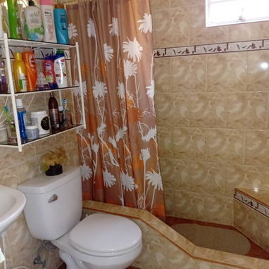 Se Vende Casa en Reparto Trigal, Boyeros, La Habana - Img 118523795