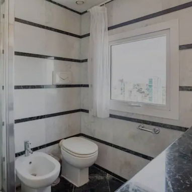 Renta de apartamento de lujo con piscina en el Vedado - 7/10