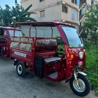 🛺 MAGIKBIKE CON CABINA - 1500W - 100km - 500kg - ¡PARABRISAS CON LIMPIAPARABRISAS Y TECHO REFORZADO! - 2/4