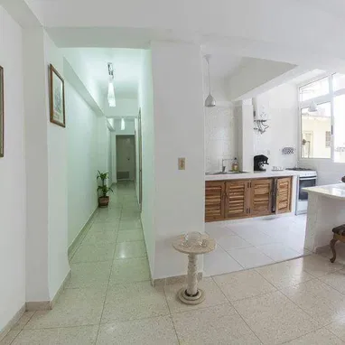 RENTO APTO EN VEDADO, 2HAB Y 2 BAÑOS, +53 58463952 - Img 127727777