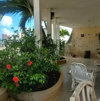 🏡👨‍👩‍👧‍👦 Apartamento con Vista al Mar en El Vedado de 1 Cuarto REF 1313 - Img 94361332