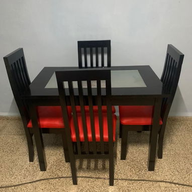 Todo en madera y tapizados - Img 123204782