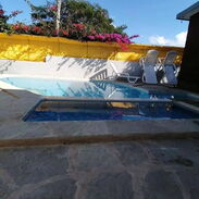 Esta casa con piscina disponible en guanabo para 15 personas. Whatssap 5295 9440 - Img 45980213