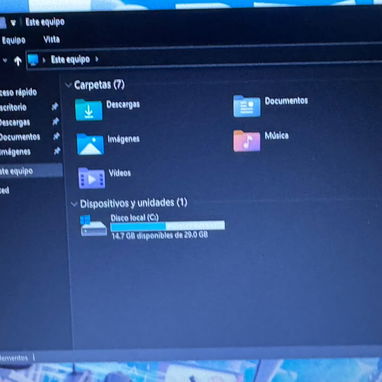 Laptop Acer 8h de batería como nueva ⚡💻 - 4/5