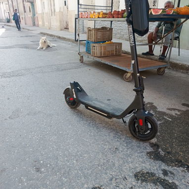 Scooter eléctrico de uso perfecto estado - 2/2