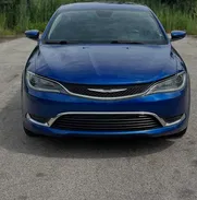 Chrysler 200 2017 – 2.4L | Asientos de Cuero | 71,000 Millas | Envío Rápido a Cuba - Img 50819610