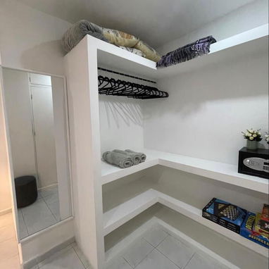 Apartamento de renta en el Vedado. Alquiler de apartamento por noches en la Habana. Alquileres económicos en la Habana. - Img 112474810