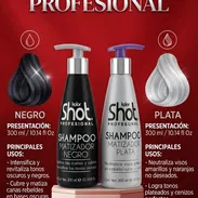 Shampu matizador negro, plata y mora - Img 58063720