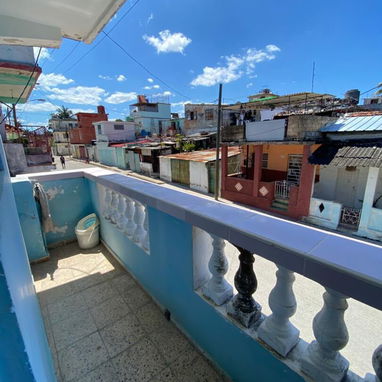 SE VENDE CASA EN EL CERRO - 2 CUARTOS, GAS DE LA CALLE - 2/10