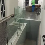 Realizamos todo tipo de trabajo de carpintería de aluminio y cristal. Somos primera mano, Obtenga su diseño personalizad - Img 56132589