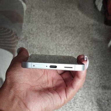 Vendo Samsung galaxy s25 fe - 4/6